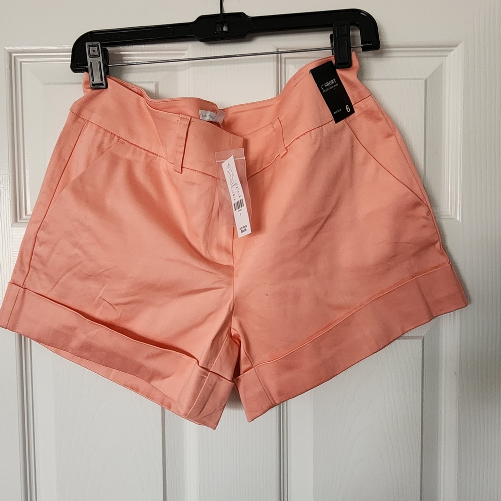 New York & Company Peach Women's Shorts